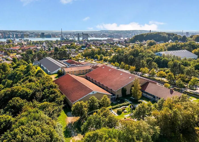 Danhostel Skansen Хостел